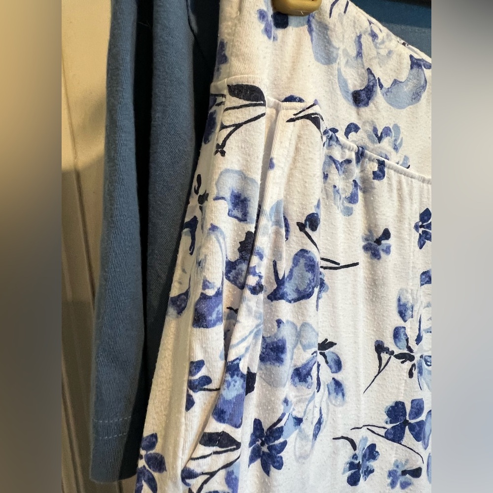 2Pc PJ Set 💙SOMA Pants & LIFE IS GOOD T / Blue Floral Pants w Pockets & Ski Dog - Picture 10 of 12